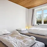 Casa de Férias Sebine - 800m From The Sea By Interhome