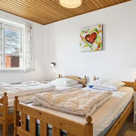 Prázdninový dům Sebine - 800m From The Sea By Interhome Nordenbro Vesteregn