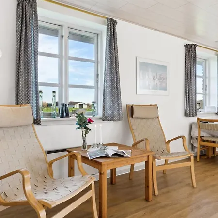 Dom wakacyjny Sebine - 800m From The Sea By Interhome *