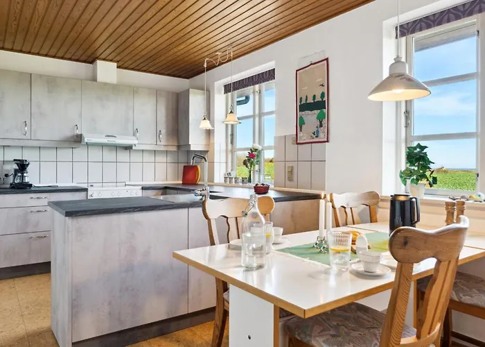 בית נופש Sebine - 800m From The Sea By Interhome